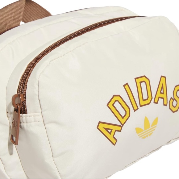 ADIDAS Original Sport Waist Pack. - Picture 6 of 7